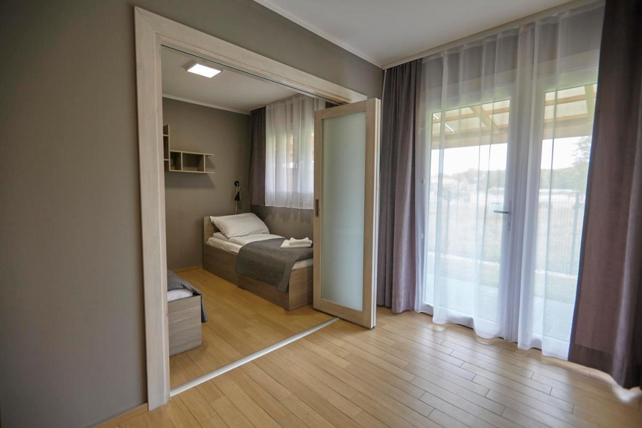 House Family Hotel Dabki Bagian luar foto