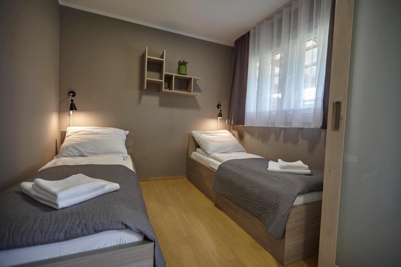 House Family Hotel Dabki Bagian luar foto