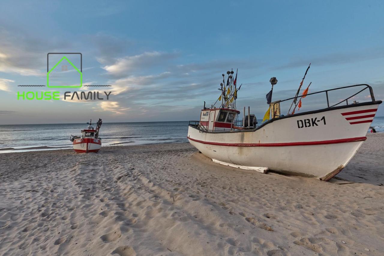 House Family Hotel Dabki Bagian luar foto